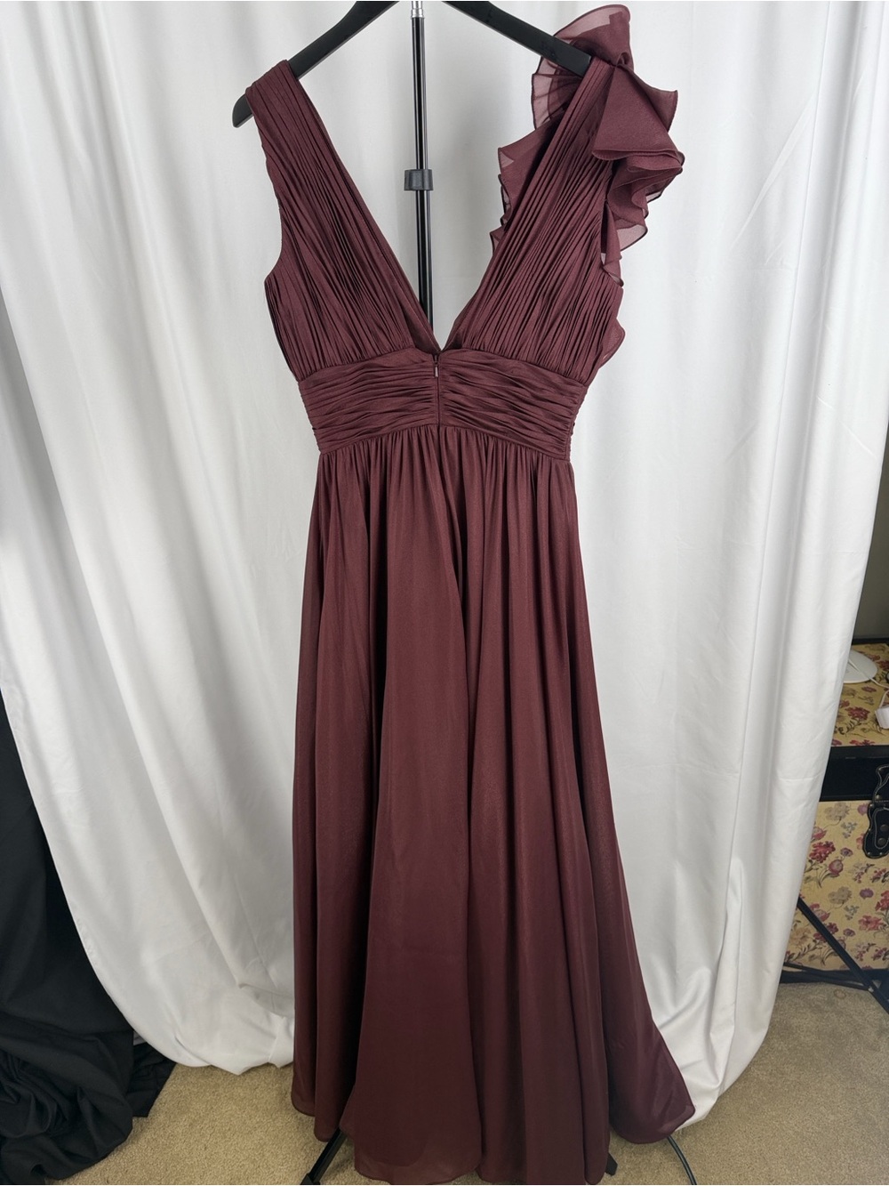 NWOT Xscape Ruffled Formal Evening Gown in Burgundy/Wine - Picture 7 of 12